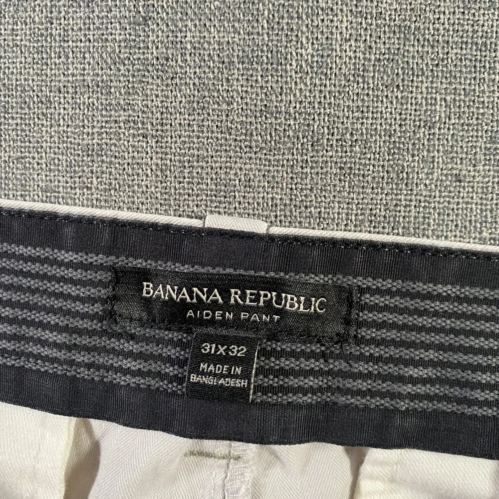 Banana Republic Aiden Pant Men's 31x32 Khaki Beige Chino Casual Trousers